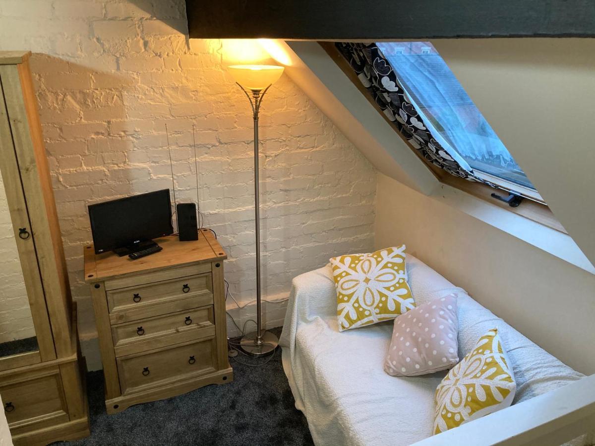 Nightingale'S Loft Acomodação com café da manhã Ashbourne  Exterior foto